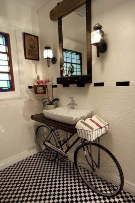 111011-bikebathroom.jpg