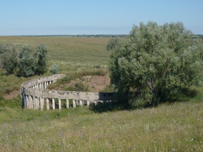 Бетонные струны советской мелиорации.jpg