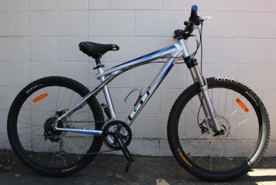 GT-Avalanch-2-0-Hardtail-MTB.jpg